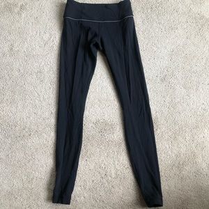 Black lulu lemon leggings (reversible)